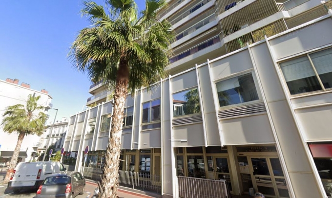 Vente Immobilier Professionnel Murs commerciaux Cannes (06400)