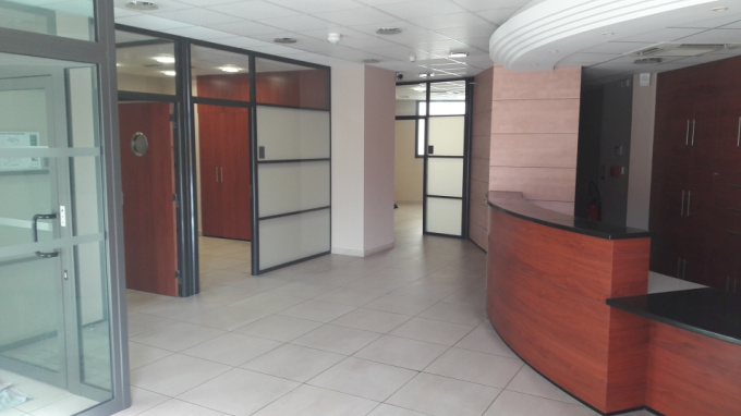 Location Immobilier Professionnel Local commercial Nice (06200)